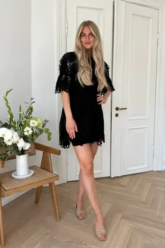 ESTHER DRESS BLACK